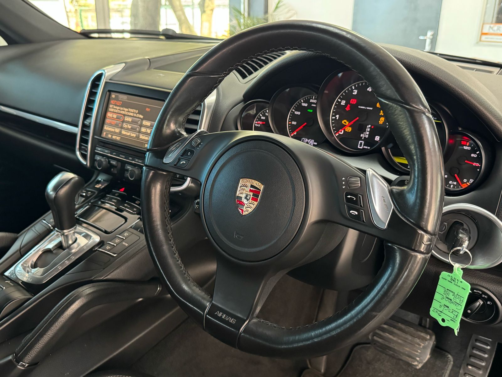 Porsche Cayenne 2011