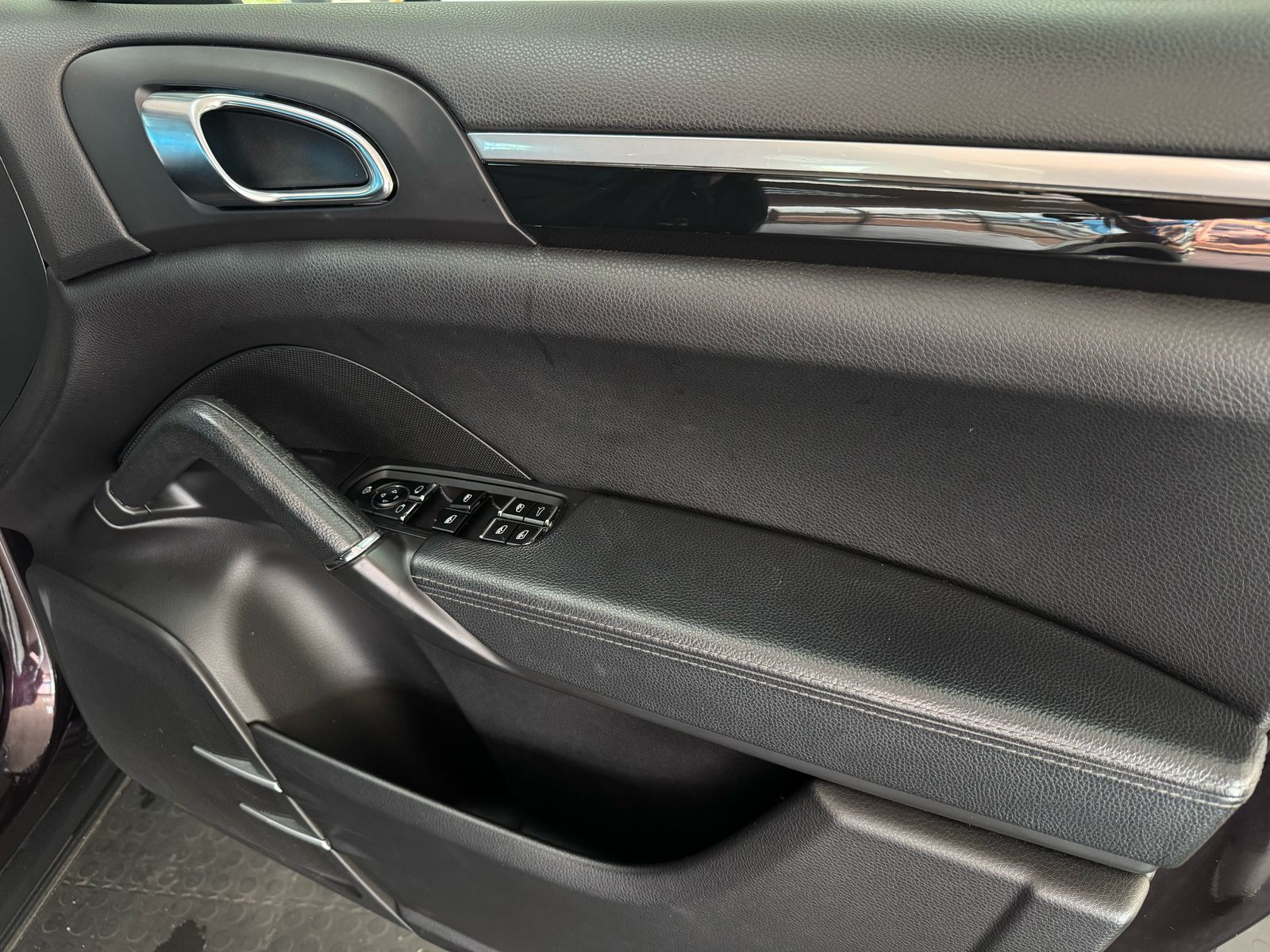 Porsche Cayenne 2011