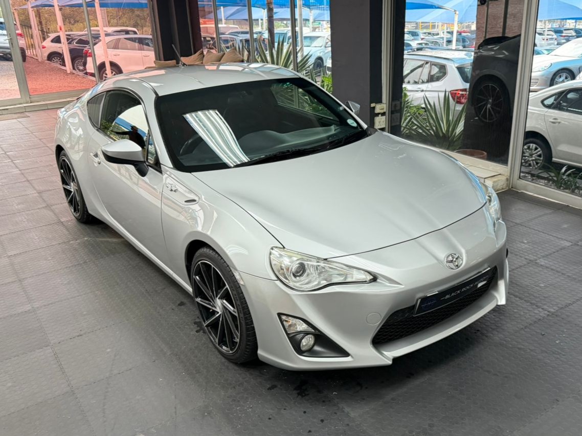 Toyota 86 2.0 standard 2012