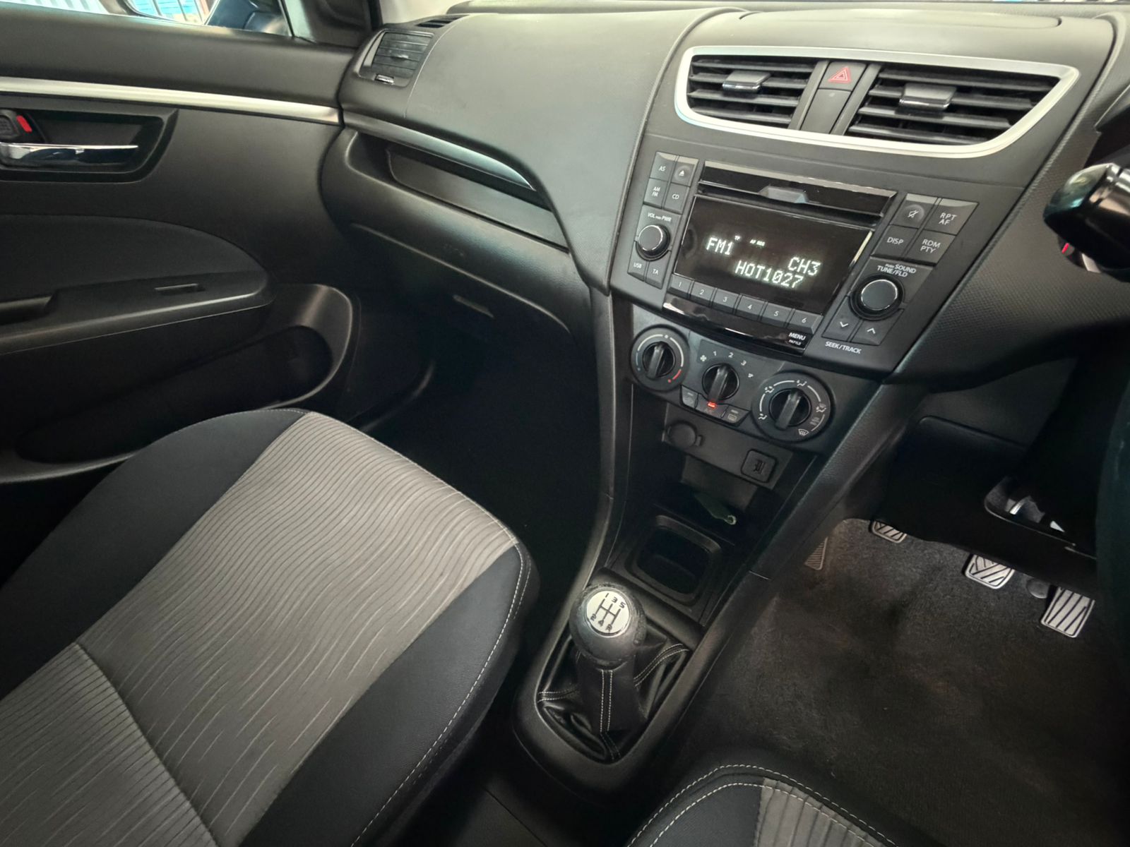 suzuki Swift Swift 1.4 SE 2013