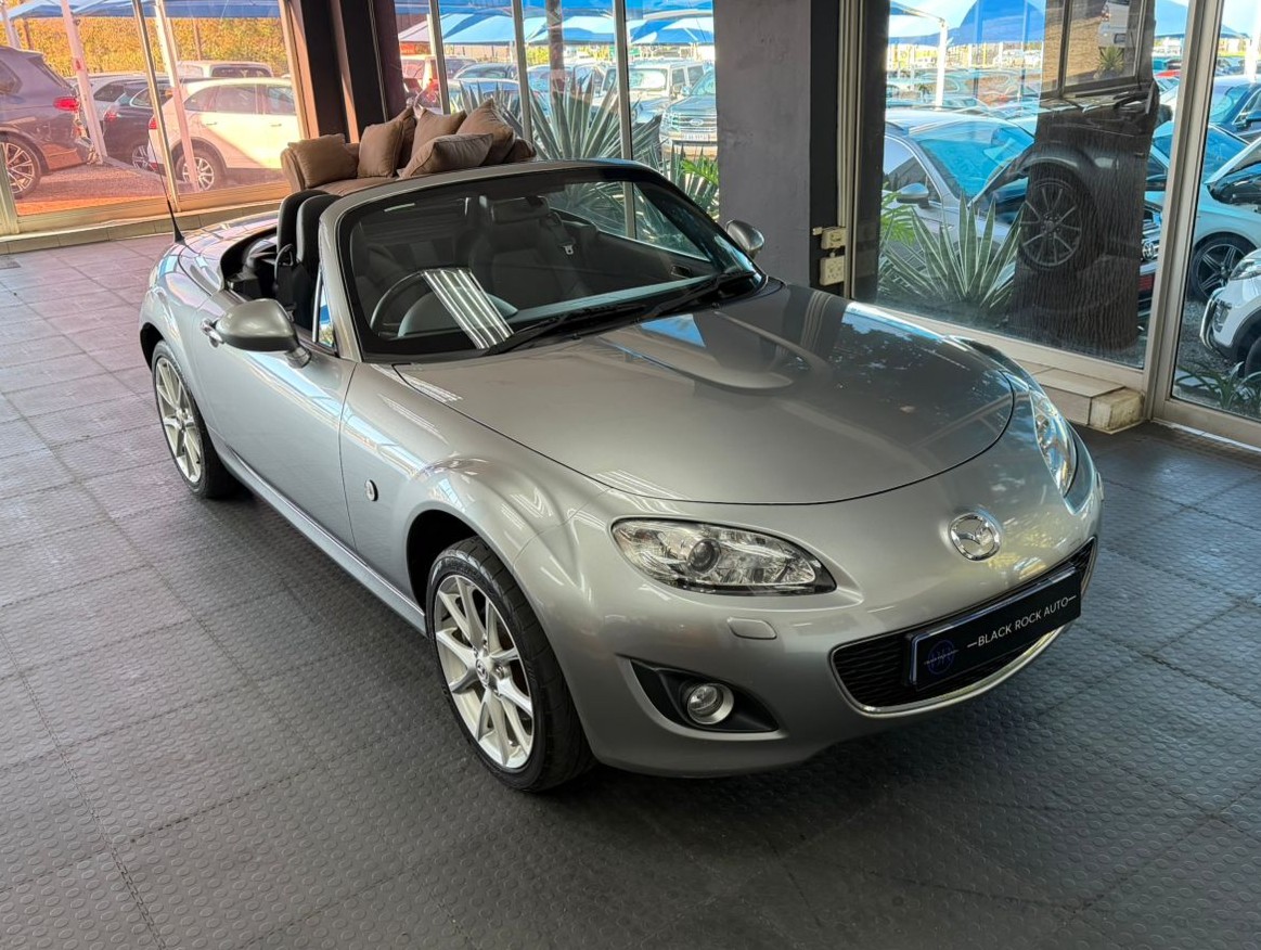 Mazda MX-5 2.0 Roadster-Coupe 2011