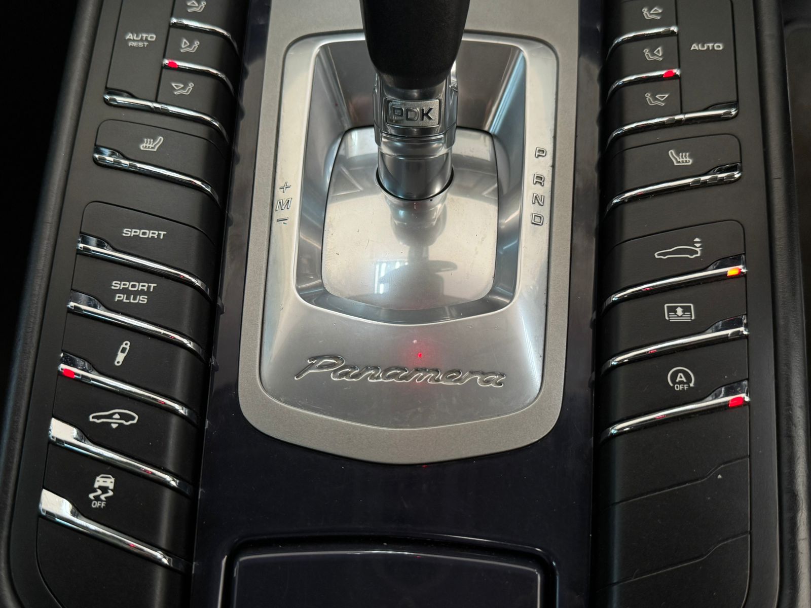Porsche Panamera 4S 2010