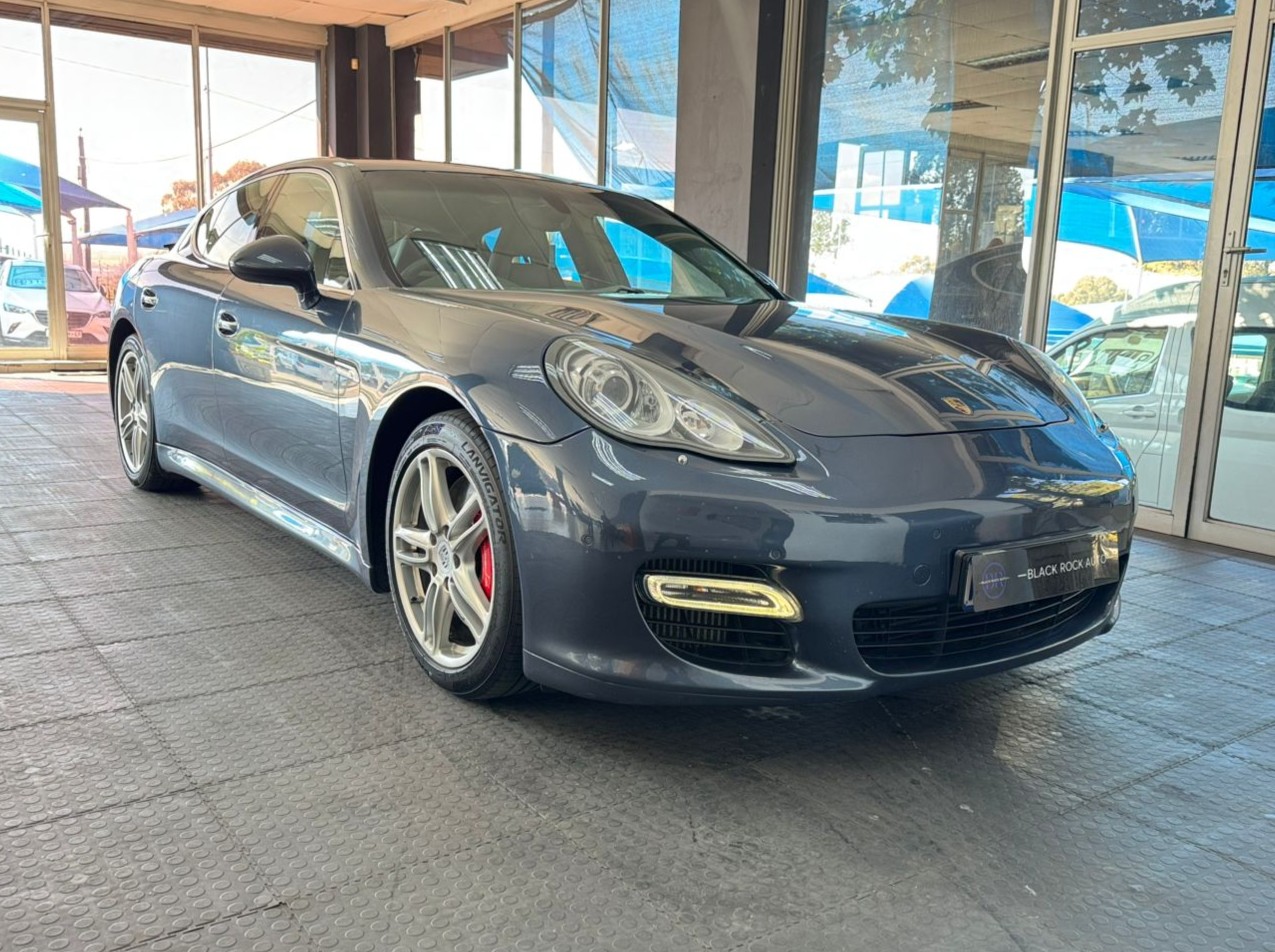 Porsche Panamera Turbo 2010