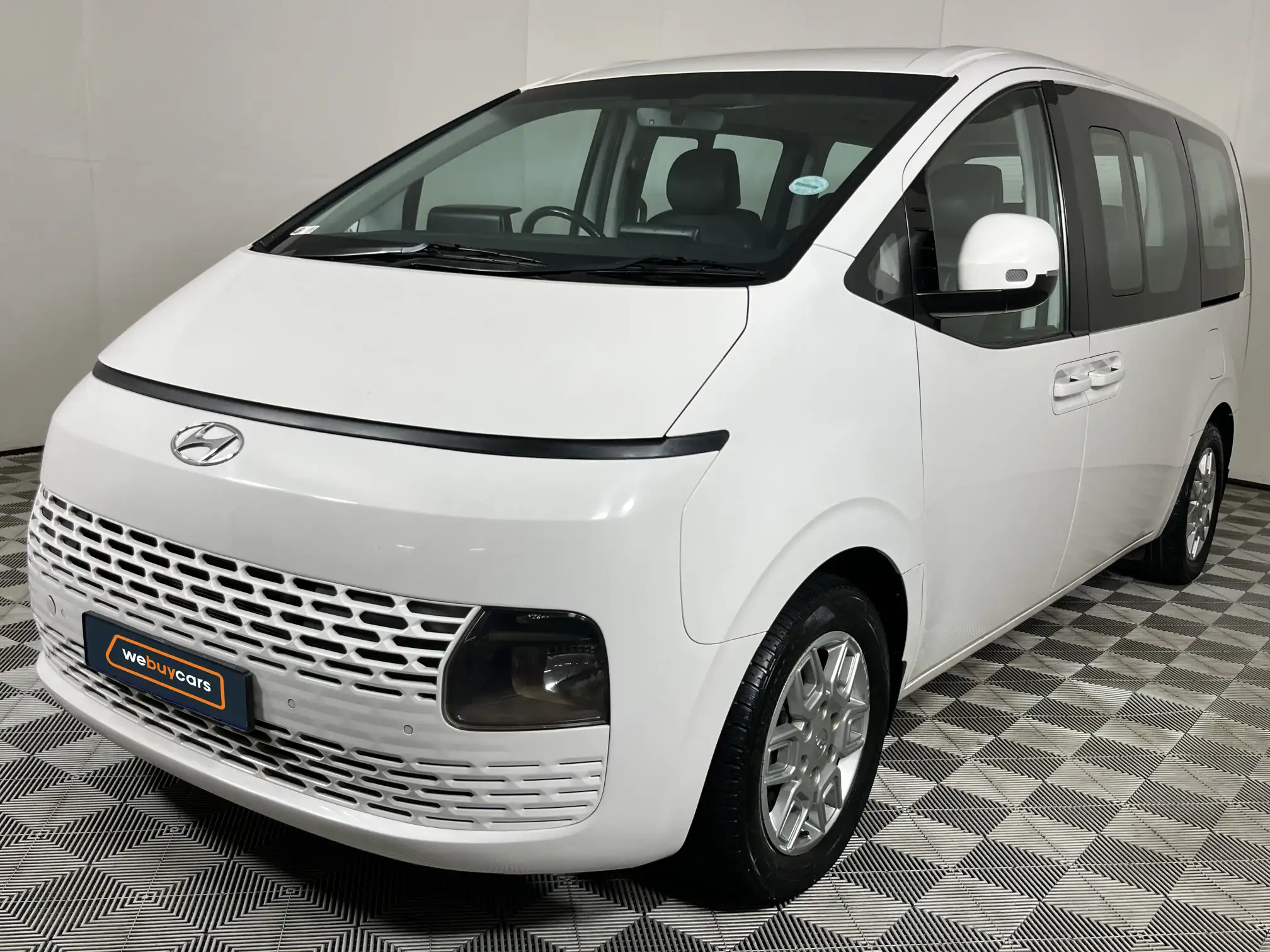 Hyundai 2022 Hyundai Staria 2.2d Executive Auto 2022 Hyundai Staria 2.2d Executive Auto 2022