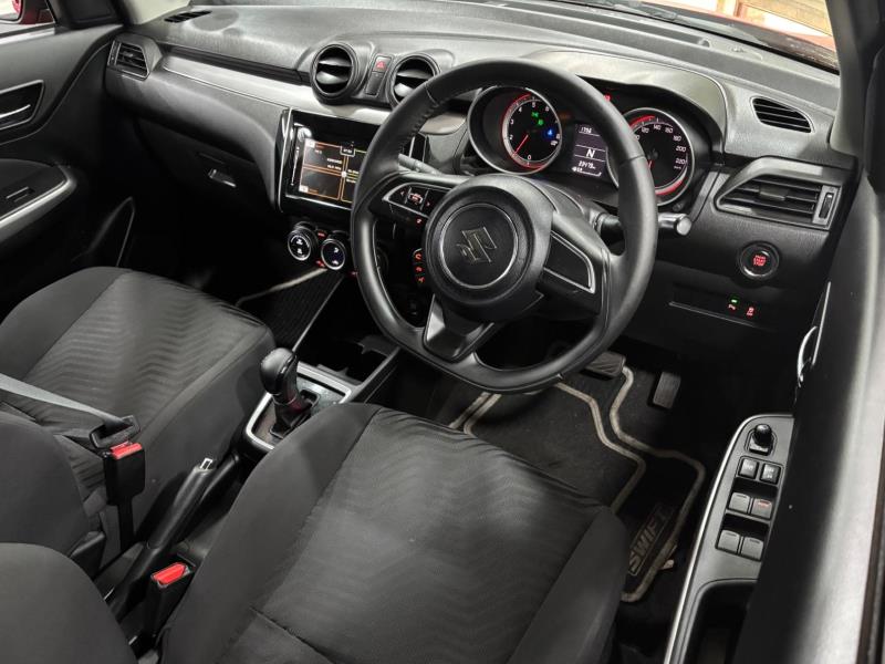 Suzuki Swift 1.2 GLX CVT 2023