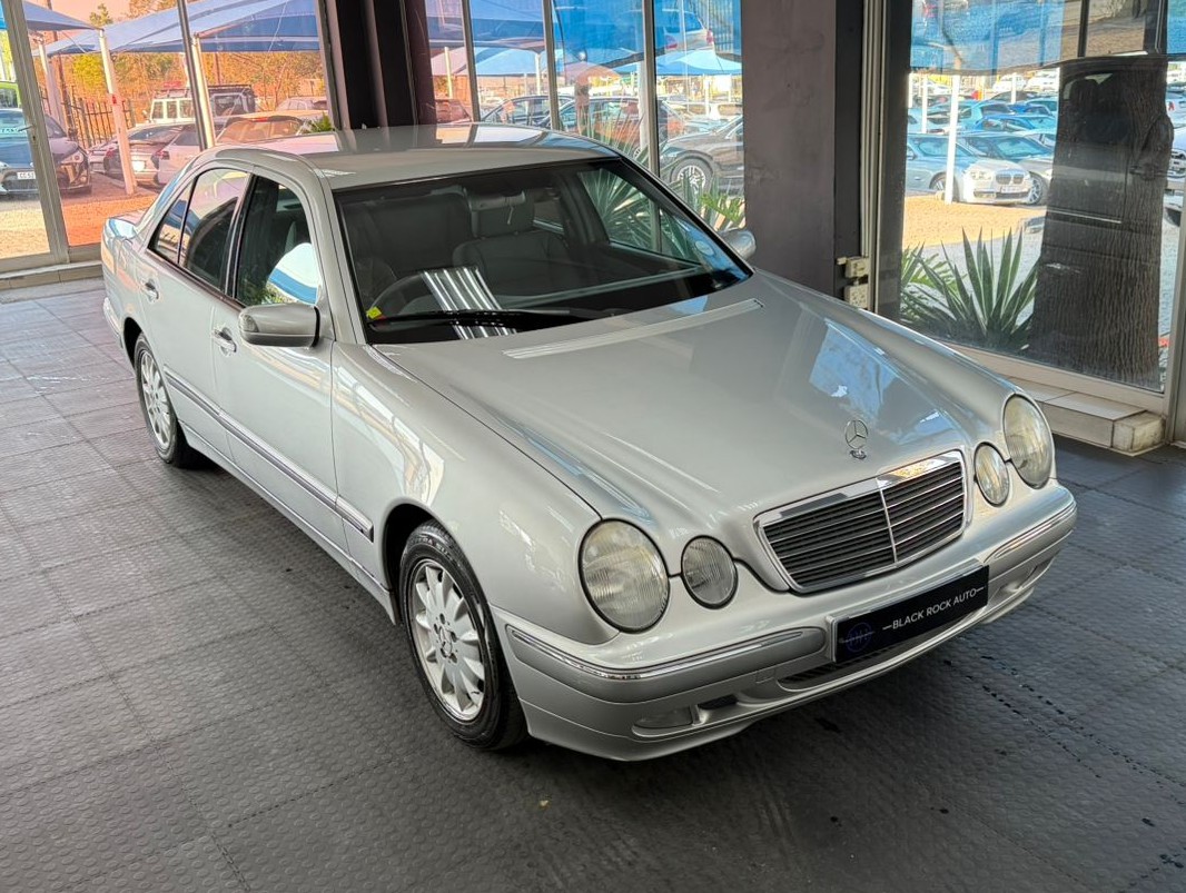 Mercedes-Benz E-Class E200 K Elegance Auto Listing Quality 49% Flyer Preview 2001