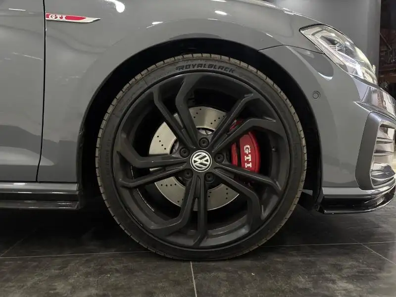 Volkswagen Golf GTI 2020