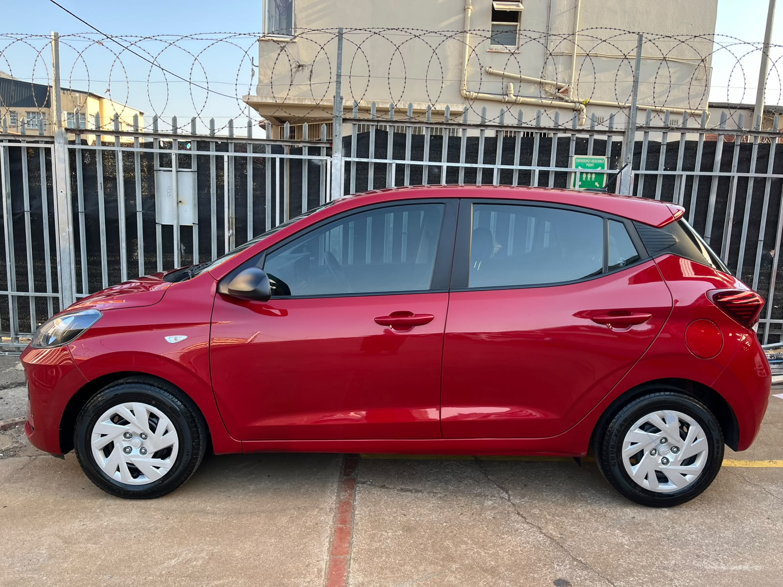 Hyundai i10 1.0 2024