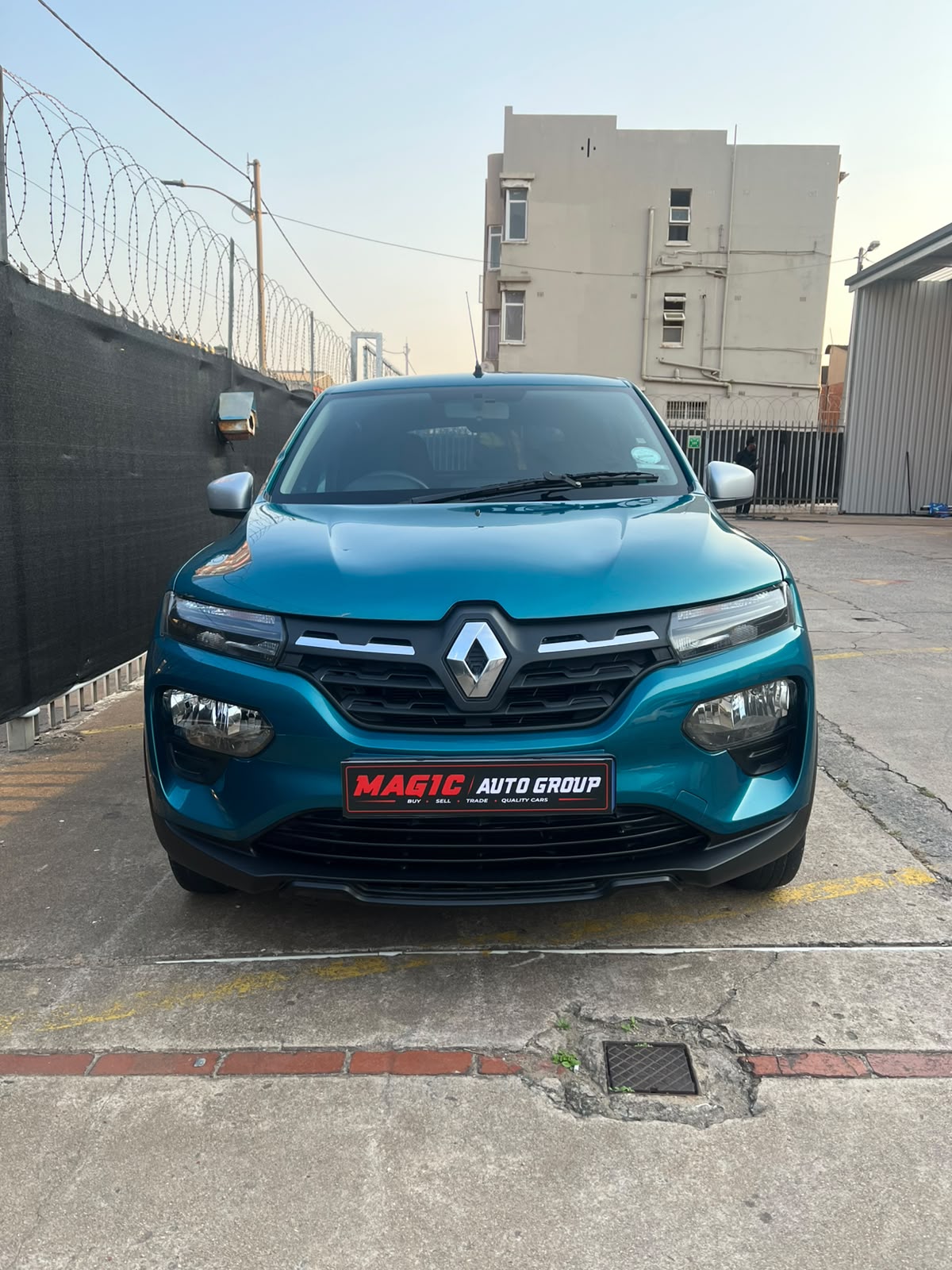 Renault KWID DYNAMIC 1.0 2023