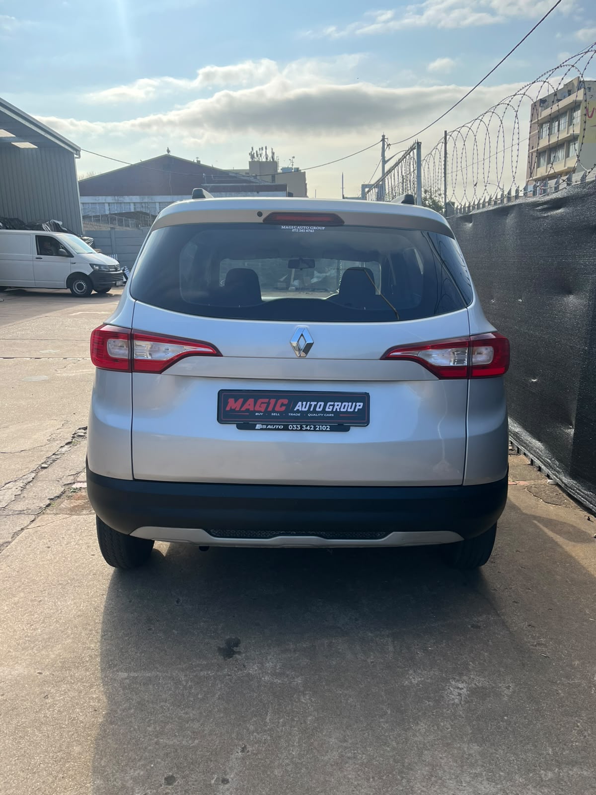 Renault TRIBER DYNAMIC 1.0 2024