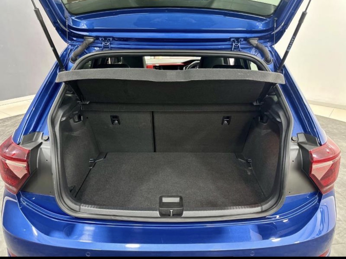 Volkswagen Polo 2.0 2022