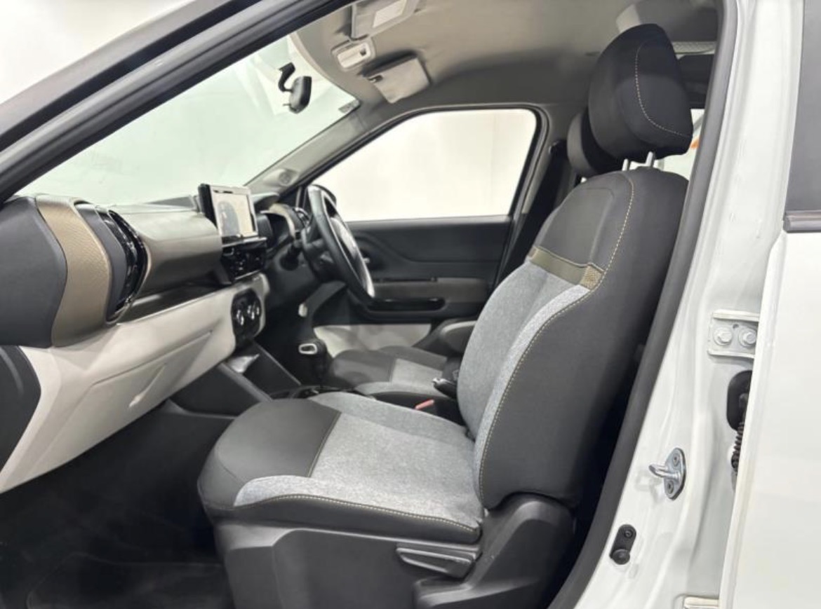 Citroen C3 1.2T Max 7 seater 2025