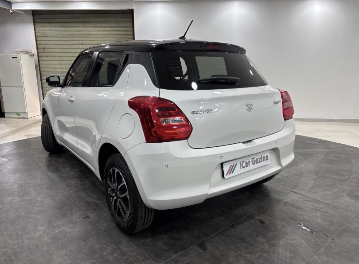 Suzuki Swift 1.2 GLX 2023