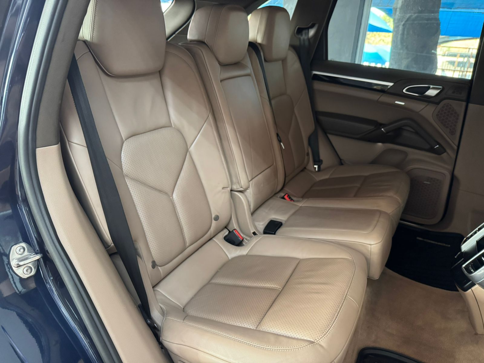Porsche Cayenne Cayenne S 2012